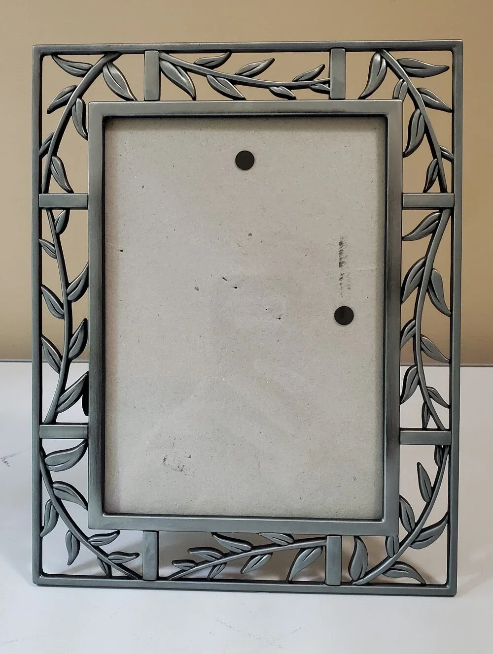 Decorative Leaf Metal Picture Frame - 5×7 Easel Style